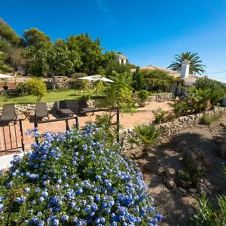 Private Heated Pool, Jacuzzi & 1225m2 Garden In Cipreses Βίλα *